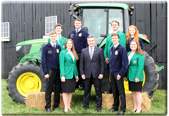 Commissioner Ryan Quarles and state 4-H and FFA officers